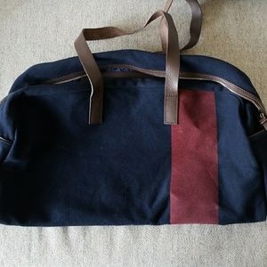Everlane weekender travel bag in very good conditi
